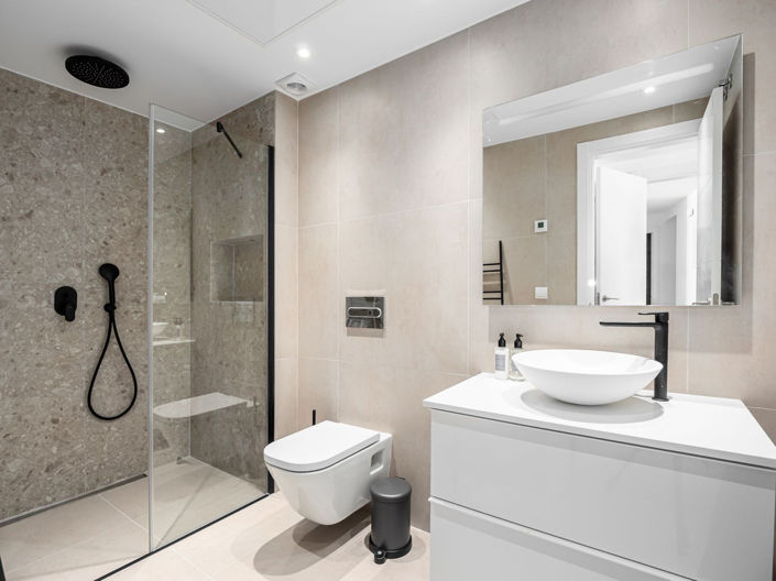 Image No.10-2 Bed Apartment for sale