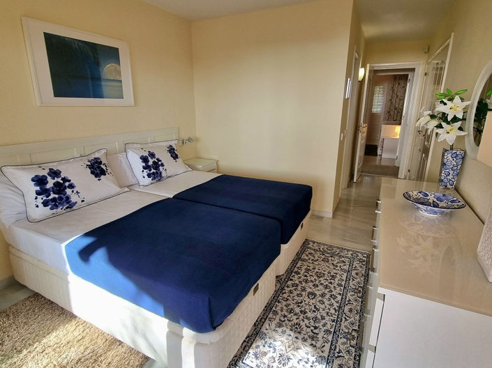 Image No.18-2 Bed Apartment for sale