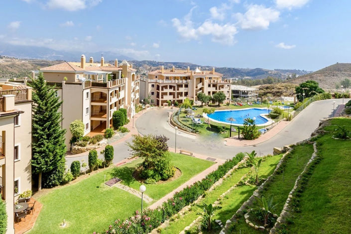 Image No.21-3 Bed Apartment for sale
