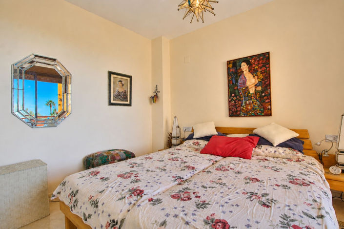 Image No.49-2 Bed Apartment for sale