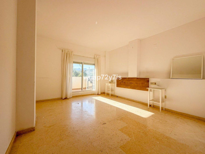 Image No.11-Appartement de 3 chambres à vendre à Elviria