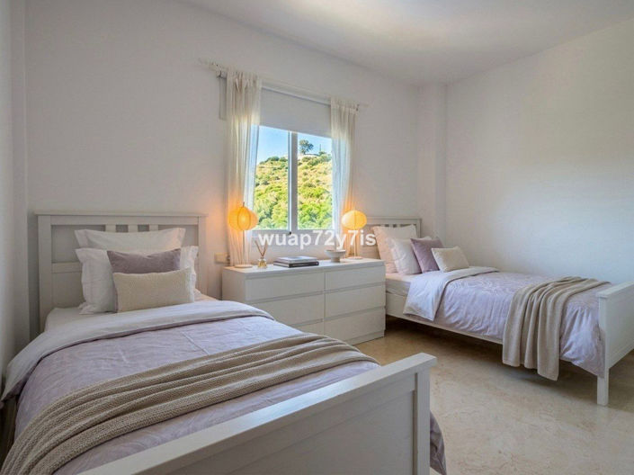 Image No.15-Appartement de 3 chambres à vendre à Elviria
