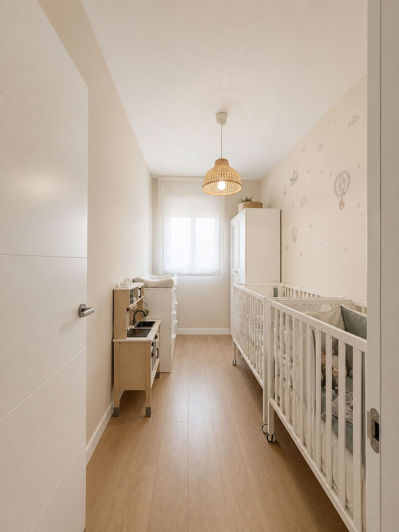 Image No.11-3 Bed Apartment for sale