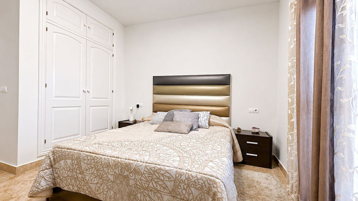 Image No.4-2 Bed Apartment for sale