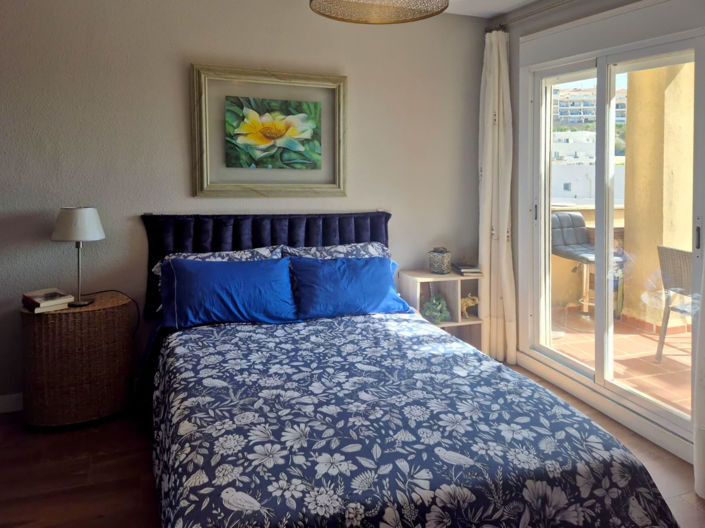 Image No.12-2 Bed Apartment for sale