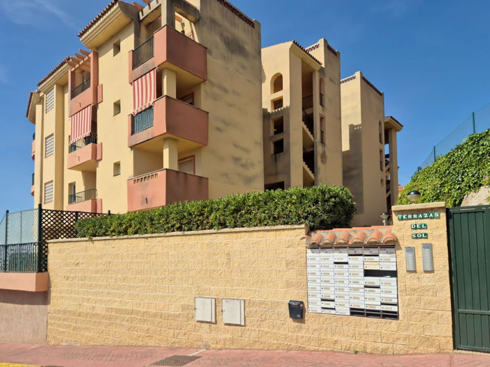 Image No.27-2 Bed Apartment for sale