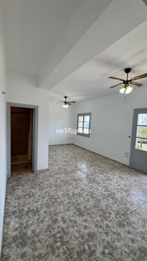 Image No.2-Appartement de 3 chambres à vendre à Estepona
