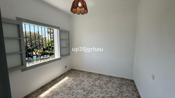 Image No.3-Appartement de 3 chambres à vendre à Estepona
