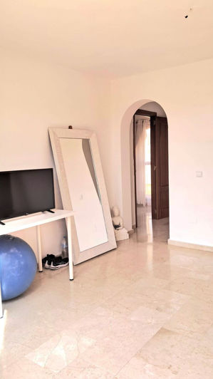 Image No.19-3 Bed Apartment for sale
