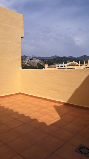 Image No.23-3 Bed Apartment for sale
