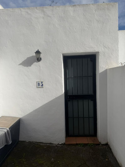 Image No.9-2 Bed Townhouse for sale