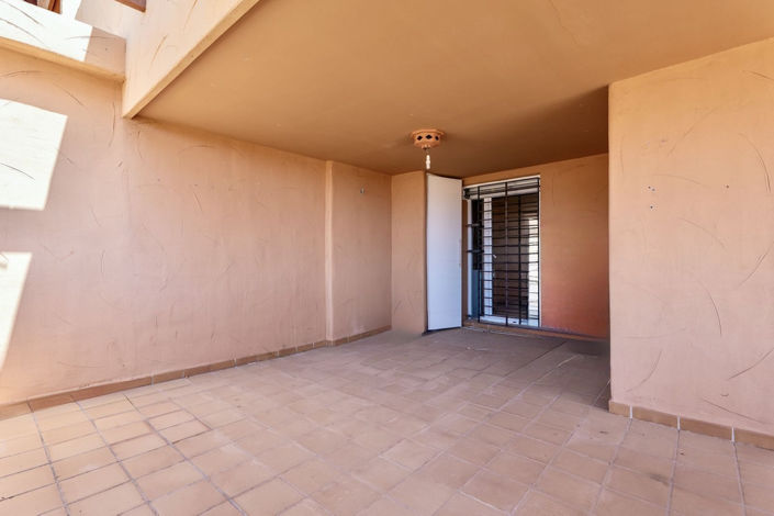 Image No.22-3 Bed Apartment for sale