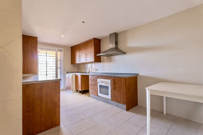 Image No.7-3 Bed Apartment for sale