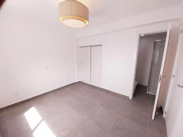 Image No.12-3 Bed Apartment for sale