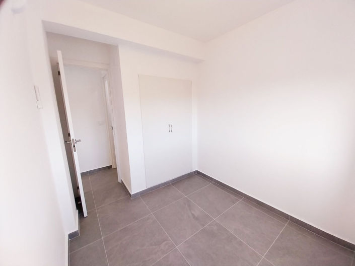 Image No.20-3 Bed Apartment for sale