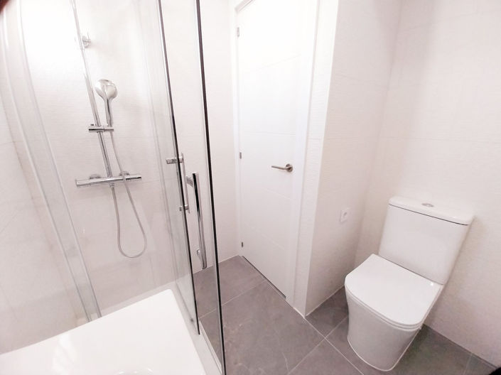 Image No.23-3 Bed Apartment for sale