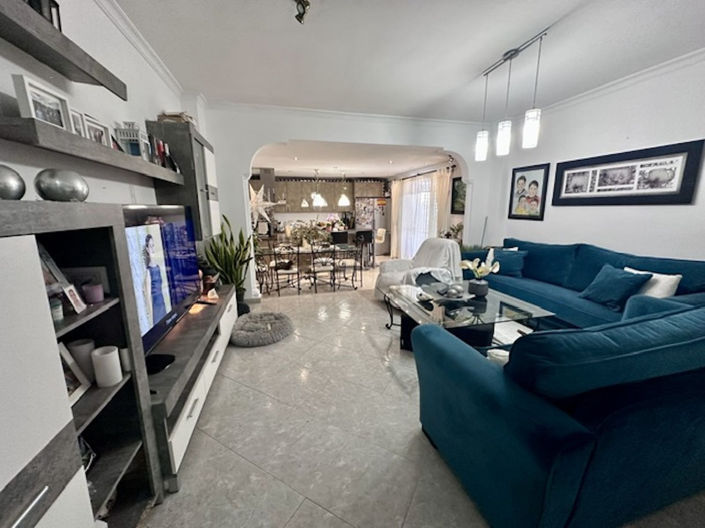 Image No.11-4 Bed Apartment for sale