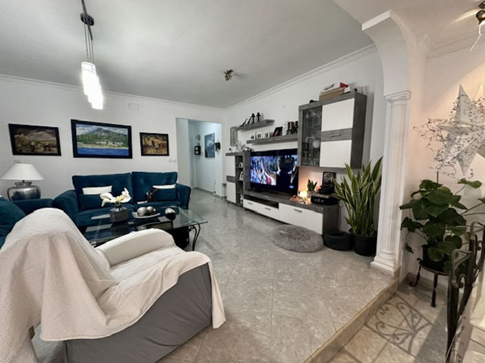 Image No.20-4 Bed Apartment for sale