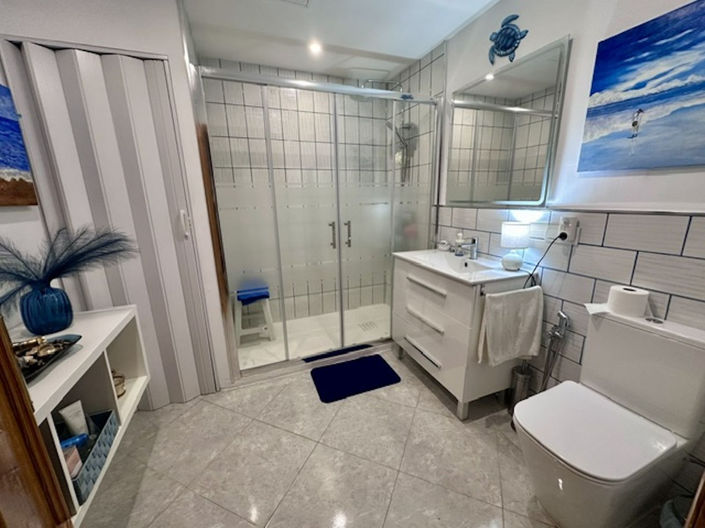 Image No.24-4 Bed Apartment for sale