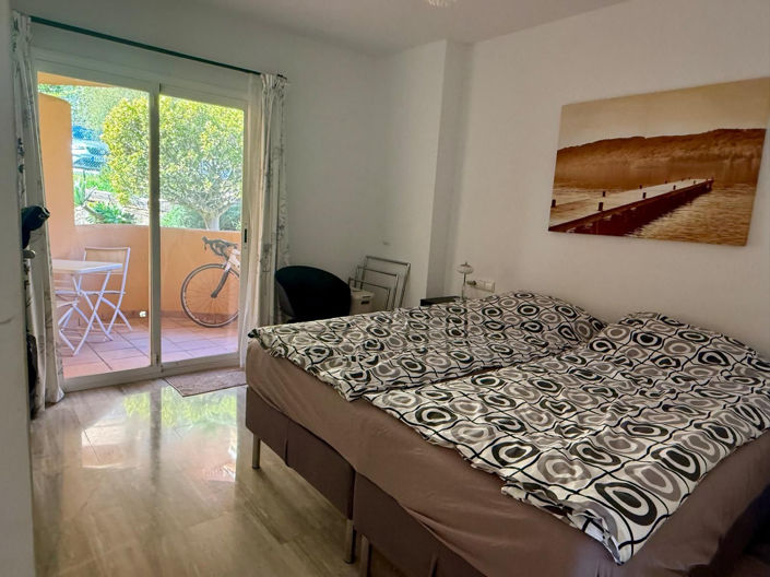 Image No.23-3 Bed Apartment for sale