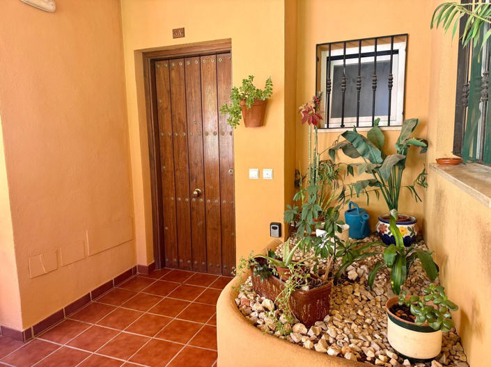 Image No.8-3 Bed Apartment for sale