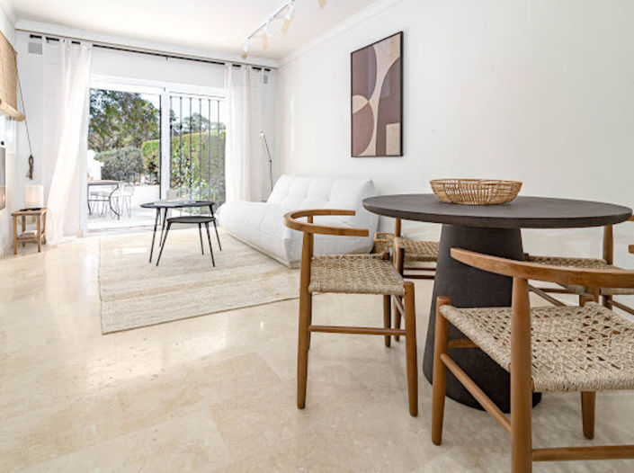 Image No.8-2 Bed Apartment for sale