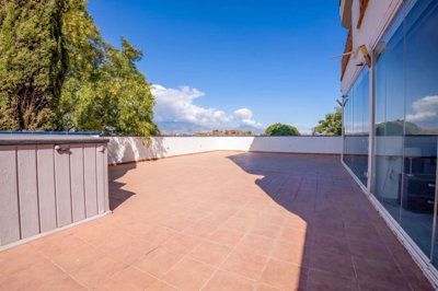 11-20939a0134ad724a8cb2a801094d15a4