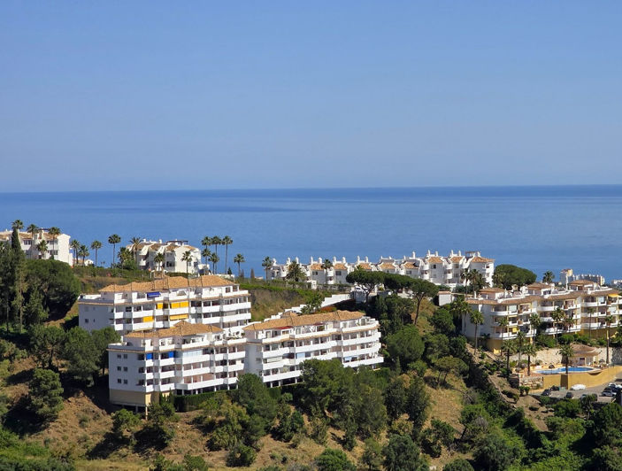 Image No.12-2 Bed Apartment for sale