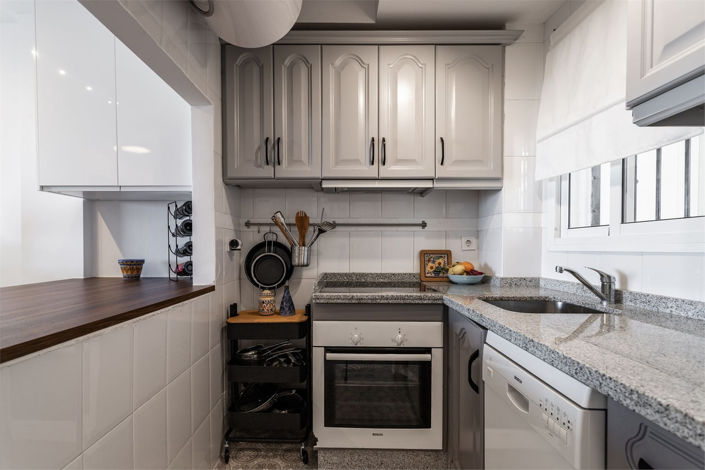 Image No.10-2 Bed Apartment for sale
