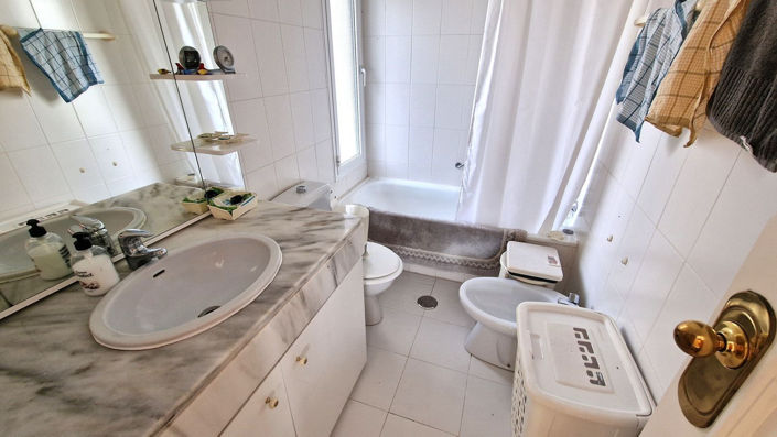 Image No.13-2 Bed Apartment for sale