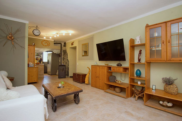 Image No.16-5 Bed Semi-Detached for sale