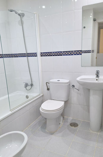 Image No.17-3 Bed Apartment for sale