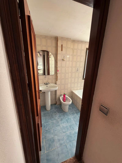 Image No.33-4 Bed Apartment for sale
