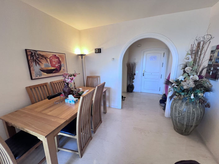 Image No.15-2 Bed Apartment for sale