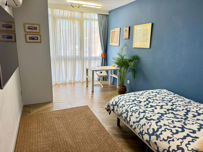 Image No.23-3 Bed Apartment for sale