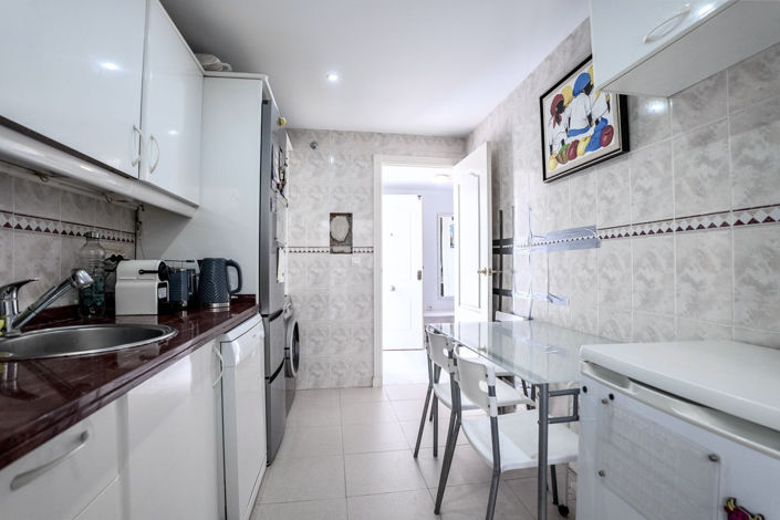 Image No.13-2 Bed Apartment for sale