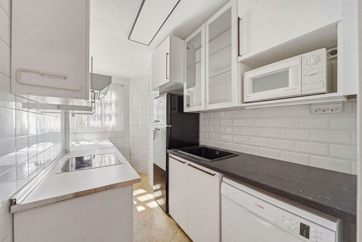 Image No.19-3 Bed Apartment for sale