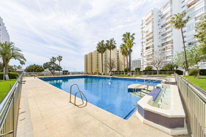 Image No.33-3 Bed Apartment for sale