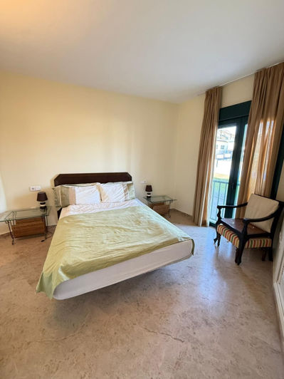Image No.12-3 Bed Apartment for sale