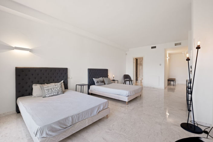 Image No.29-2 Bed Apartment for sale