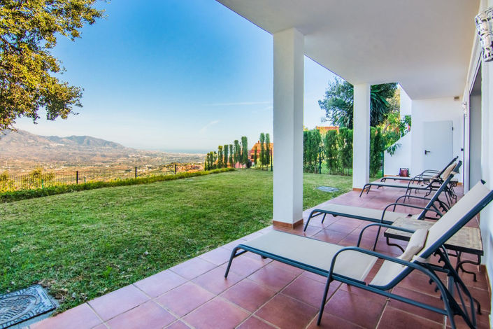 Image No.32-2 Bed Apartment for sale