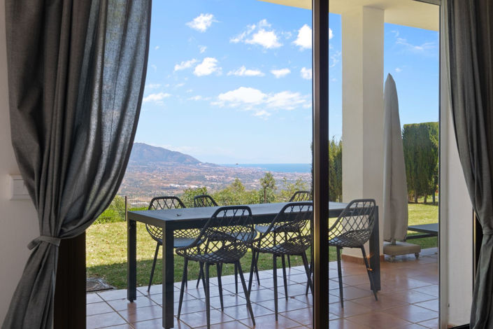 Image No.33-2 Bed Apartment for sale