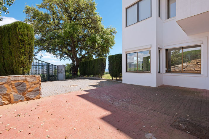 Image No.41-2 Bed Apartment for sale