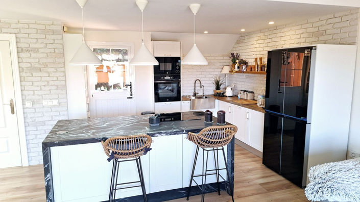Image No.8-2 Bed Apartment for sale