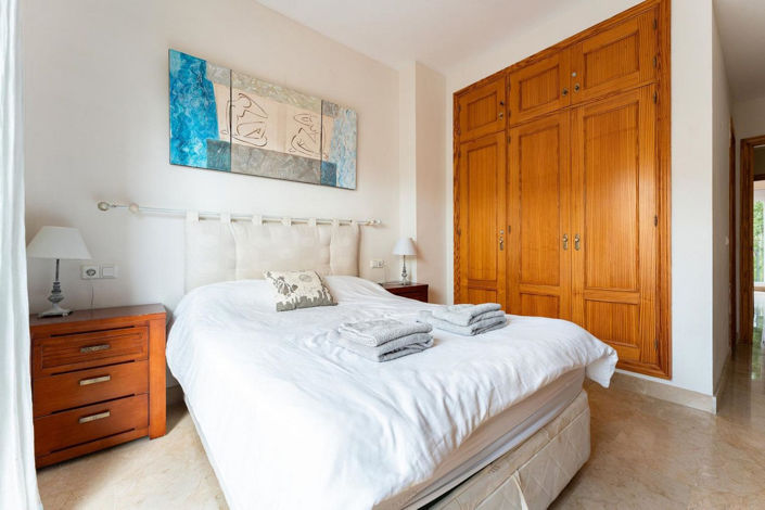 Image No.11-2 Bed Apartment for sale