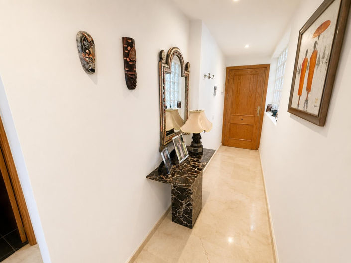 Image No.22-2 Bed Apartment for sale