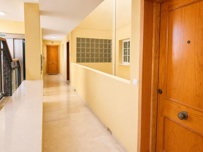 Image No.29-2 Bed Apartment for sale