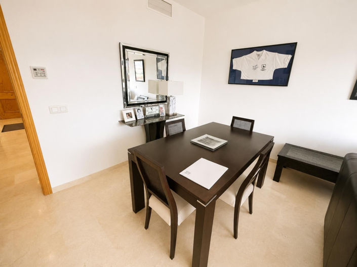 Image No.7-2 Bed Apartment for sale