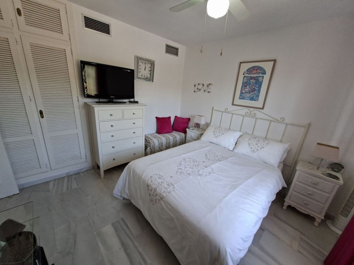 Image No.24-3 Bed Townhouse for sale