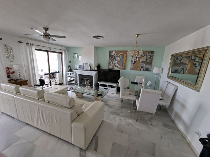Image No.4-3 Bed Townhouse for sale